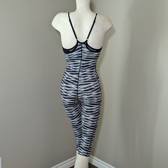Nike Geometric Bodysuit Romper Gray Black XS - Picture 4 of 6